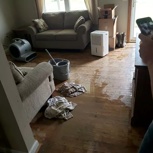 Flood Cleanup Services in Plymouth, MA 